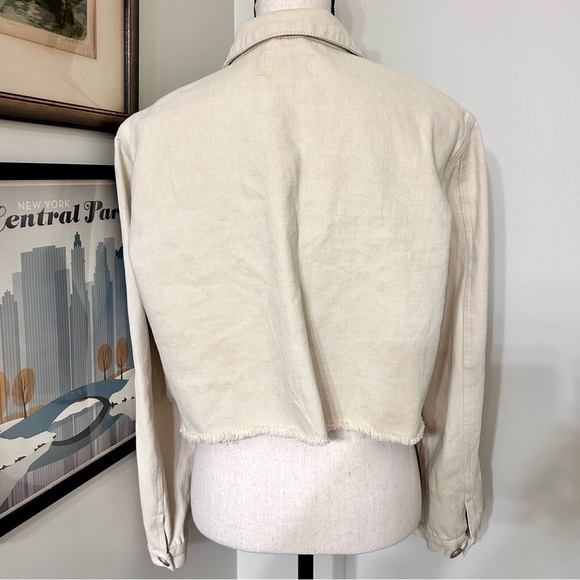 Vigoss Cream Jean Jacket Cropped Style - Picture 2 of 5